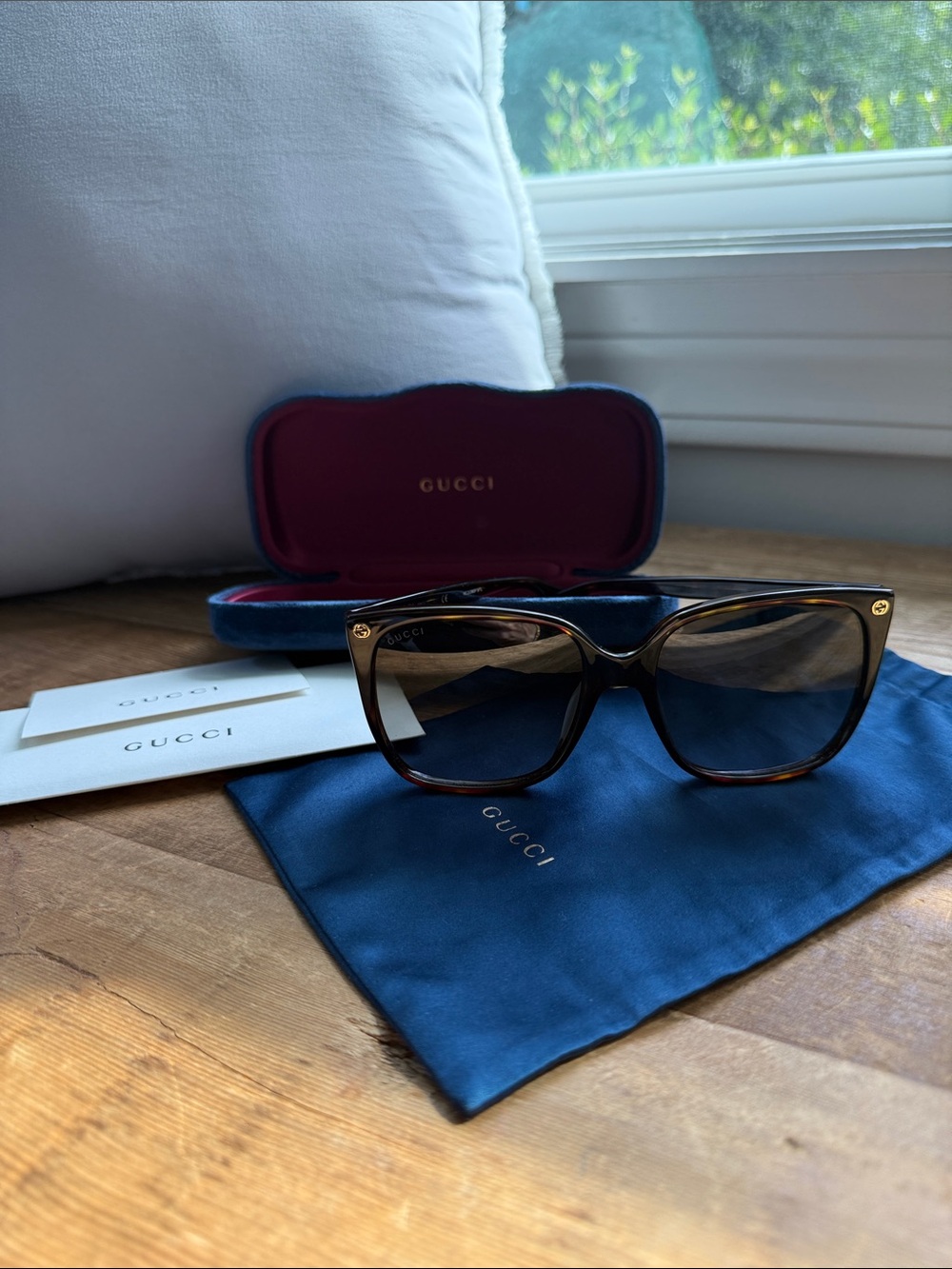 Gucci Havana Sunglasses Tortoise Brown - Picture 2 of 12